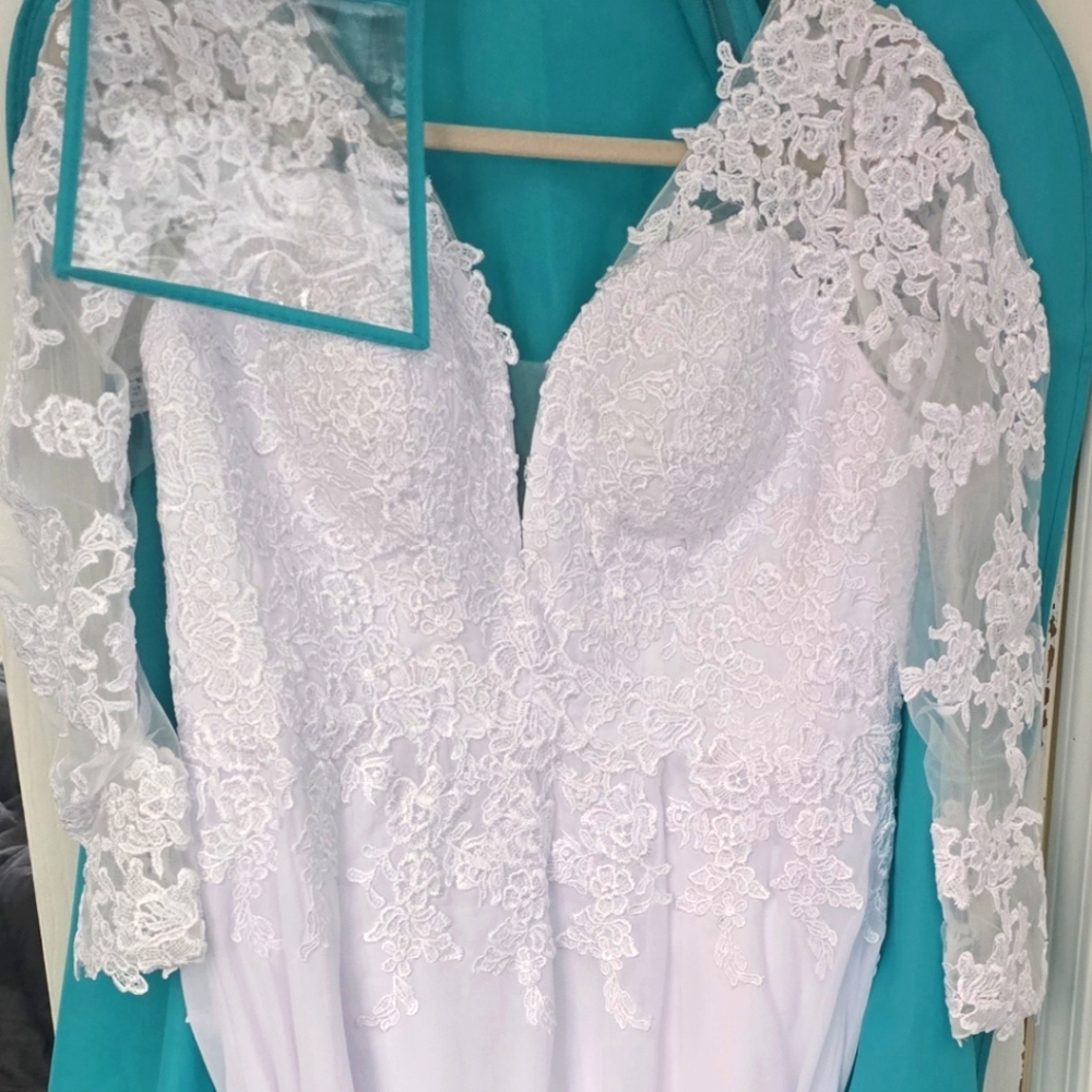 Womens wedding dress